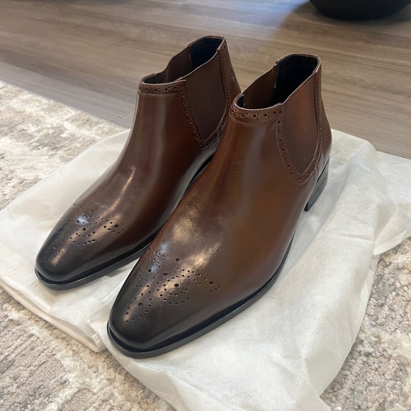 Elegant Brown Handmade Pure Leather Men\'s Shoes - Like New